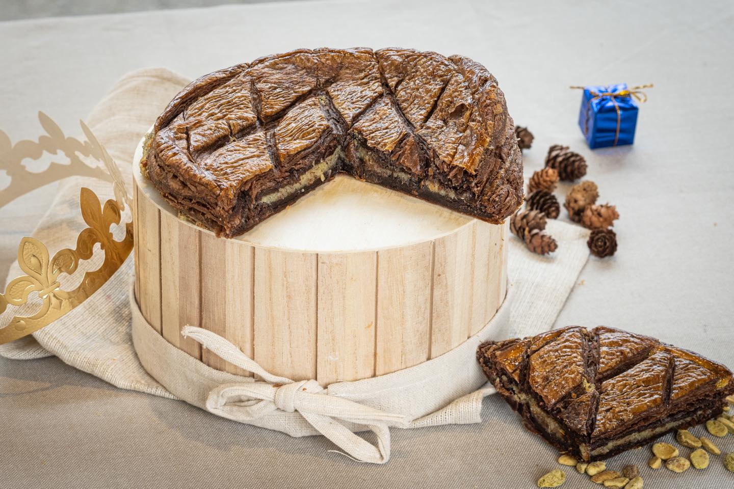 Cette Magalie achète 4 galettes des rois à + de 20€/pièce en