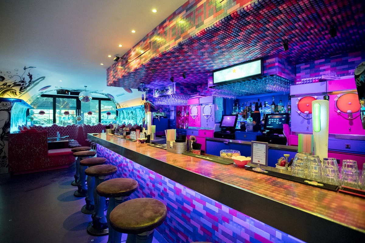 Candi Bar